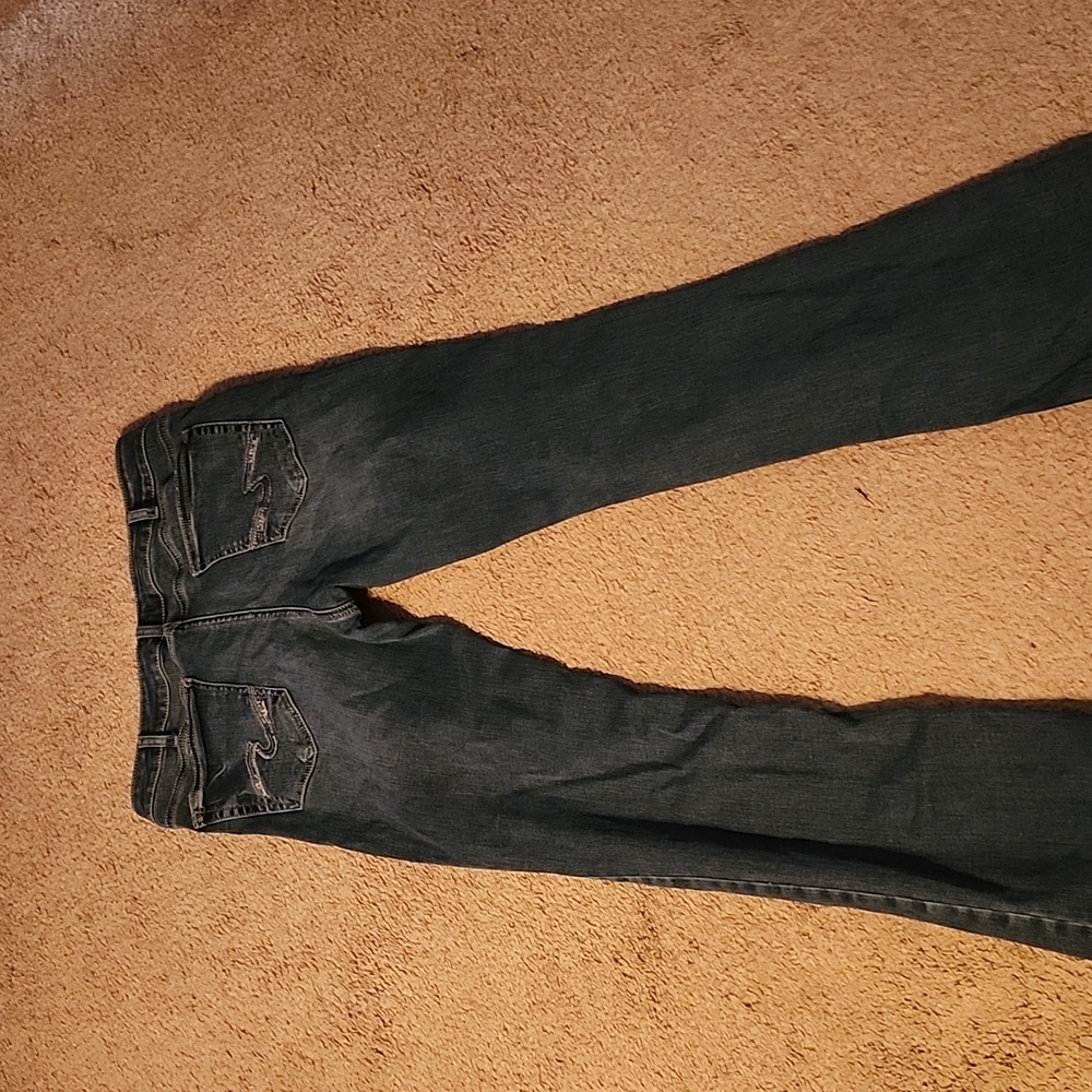 Lowrise Silver Jeans Tuesday 32x33 - Picture 3 of 3